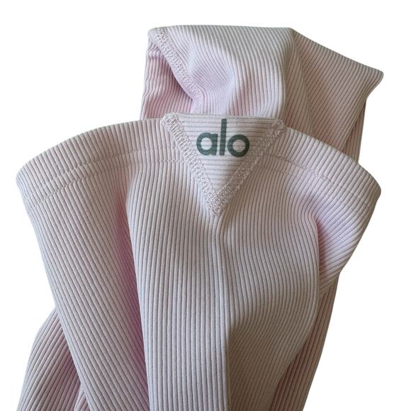 Alo Yoga Legwarmers Goddess Powder Pink Ribbed Women's Size M/L Medium Large - Picture 3 of 7
